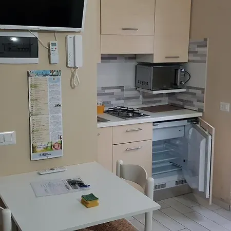 Le Zagare Abit Luna A 5 Min A Piedi Dal Mare E Dal Centro Apartment Formia